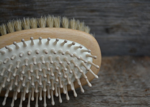 Brosse à crinière double face